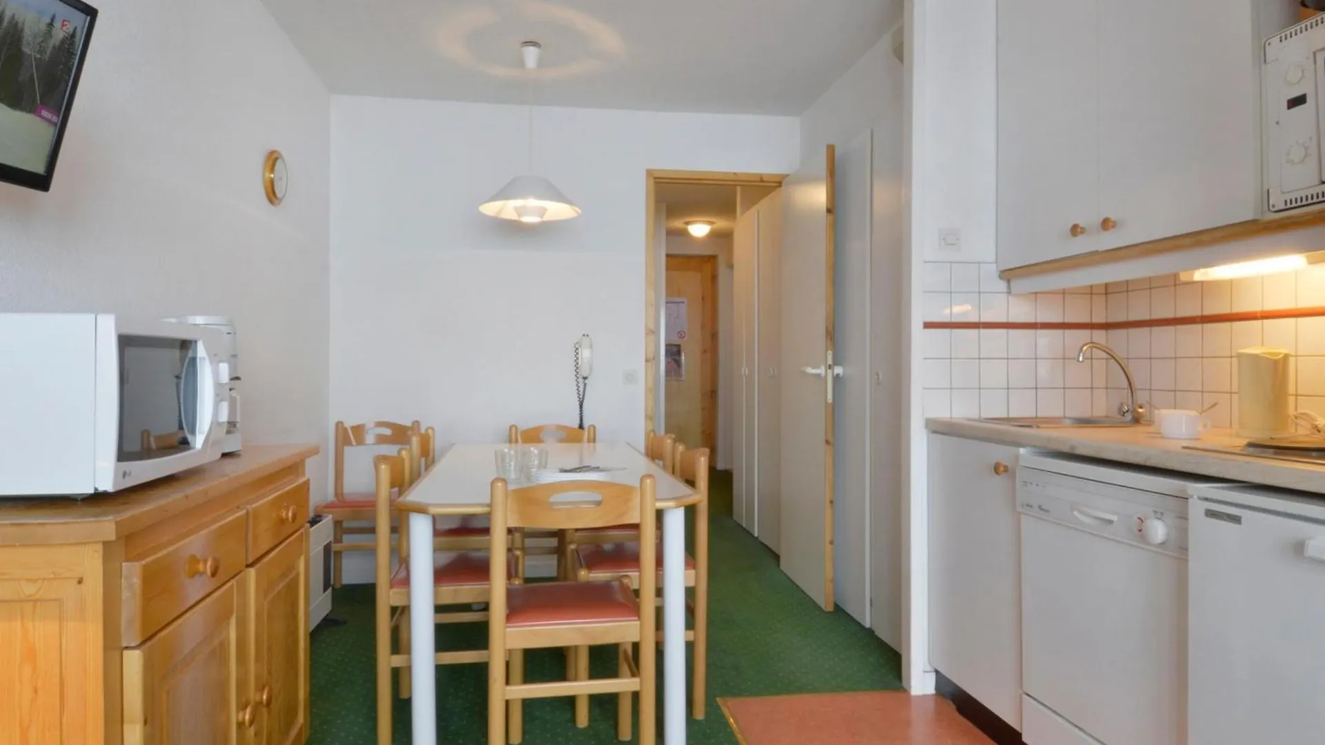 Appartement Fonctionnel Skis Aux Pieds Avec Balcon - Fr-1-181-2296 La Plagne-Tarentaise Apartment